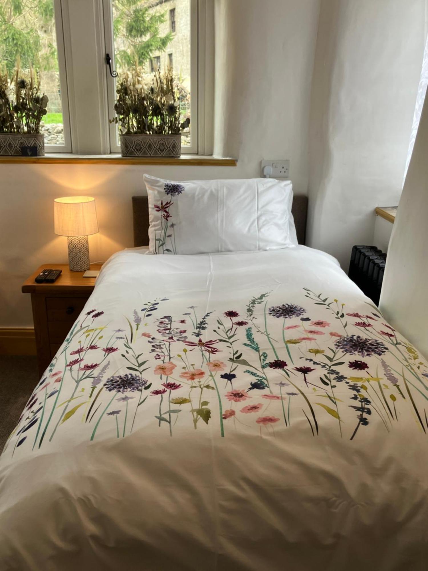 شقة The Snug At Greystones Buckden  المظهر الخارجي الصورة